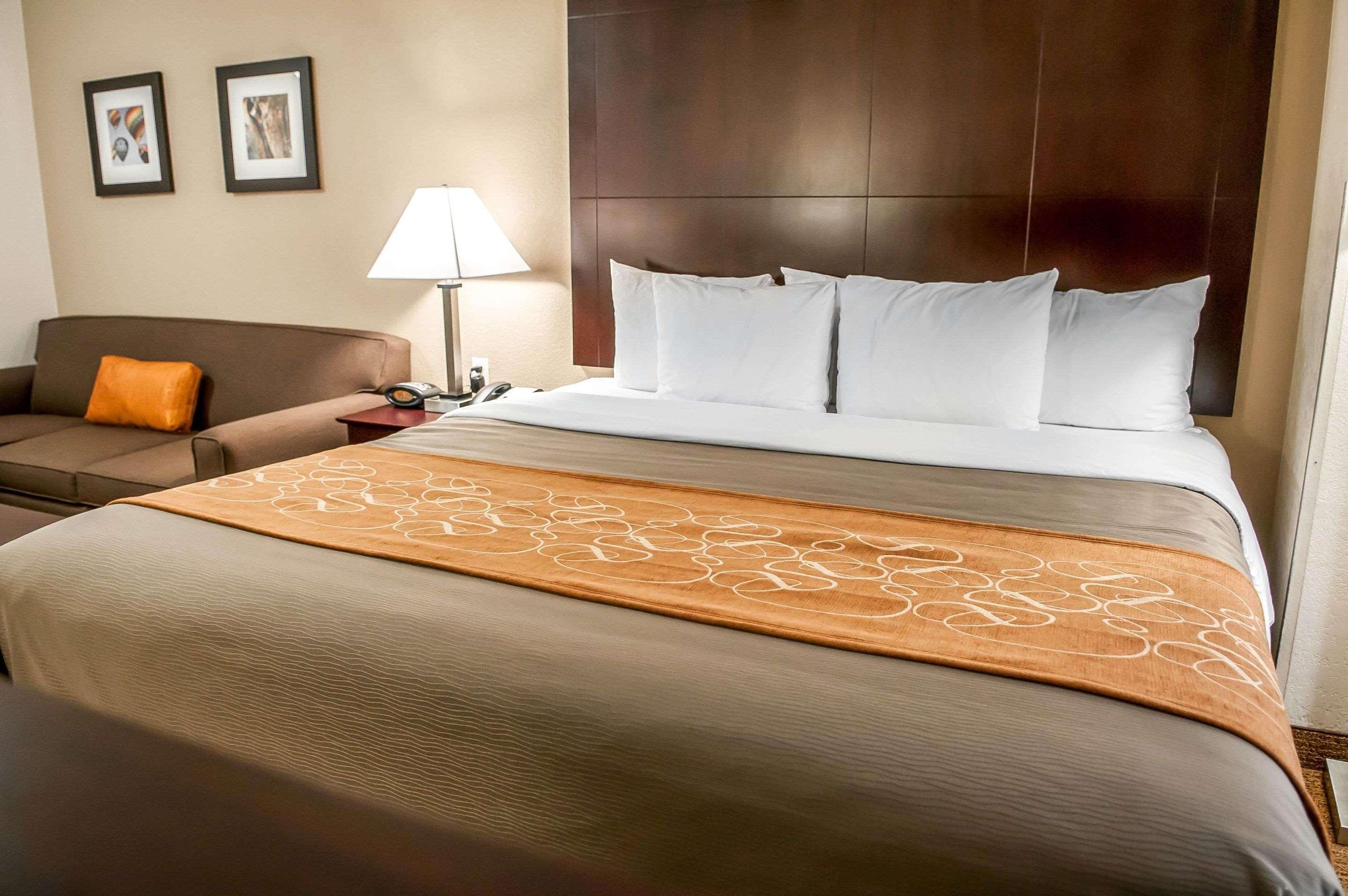 Comfort Suites Albuquerque-North Journal Center Екстериор снимка