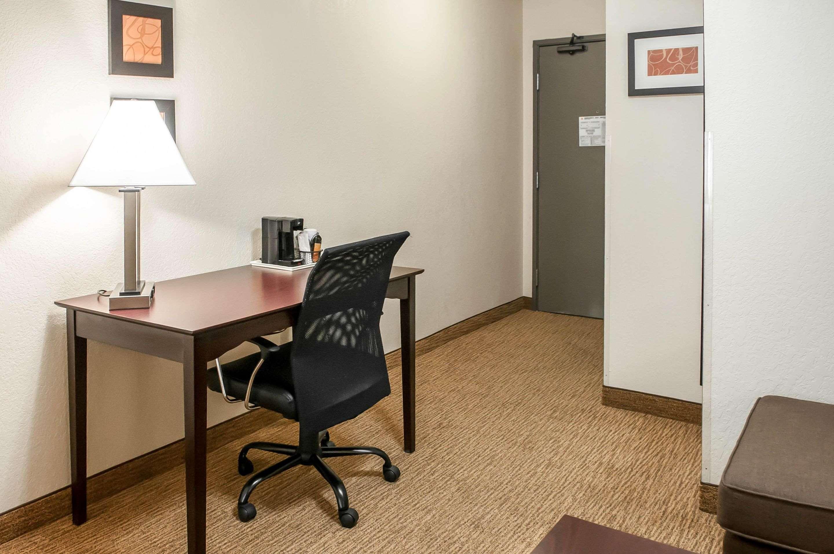 Comfort Suites Albuquerque-North Journal Center Екстериор снимка