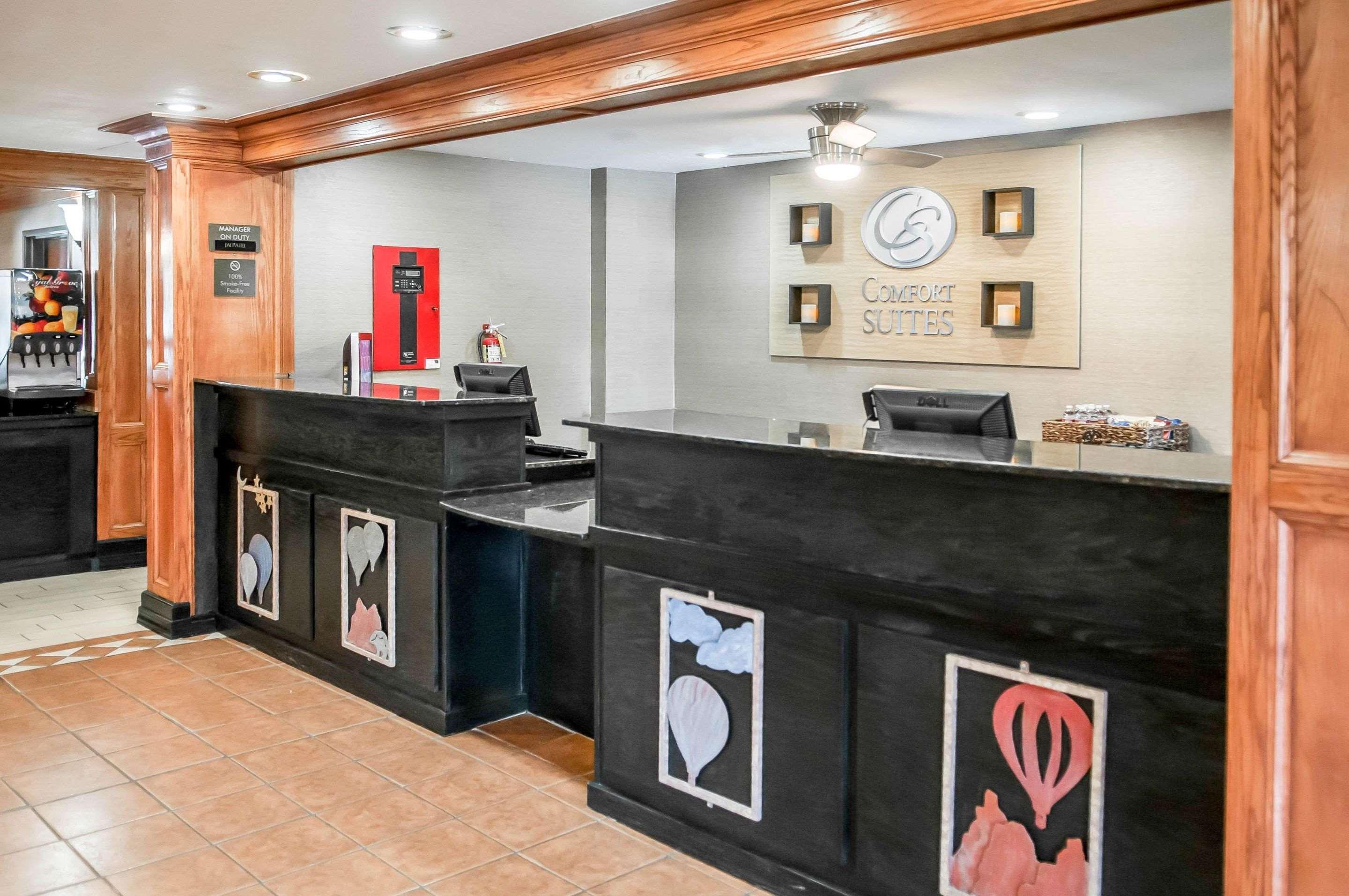 Comfort Suites Albuquerque-North Journal Center Екстериор снимка