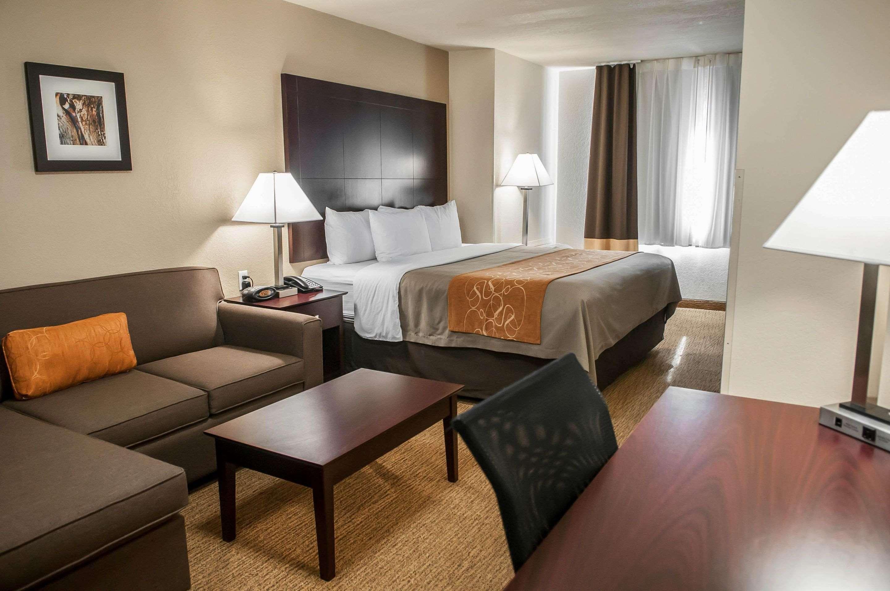 Comfort Suites Albuquerque-North Journal Center Екстериор снимка